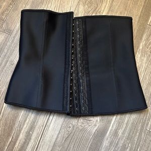 Waist body shaper